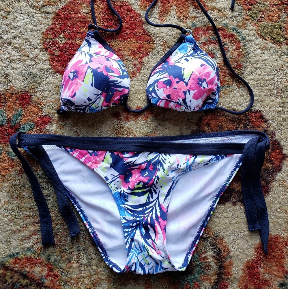 Hollister Bikini